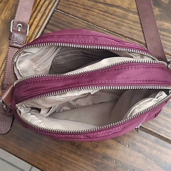 Baggallini bundle - Picture 3 of 10